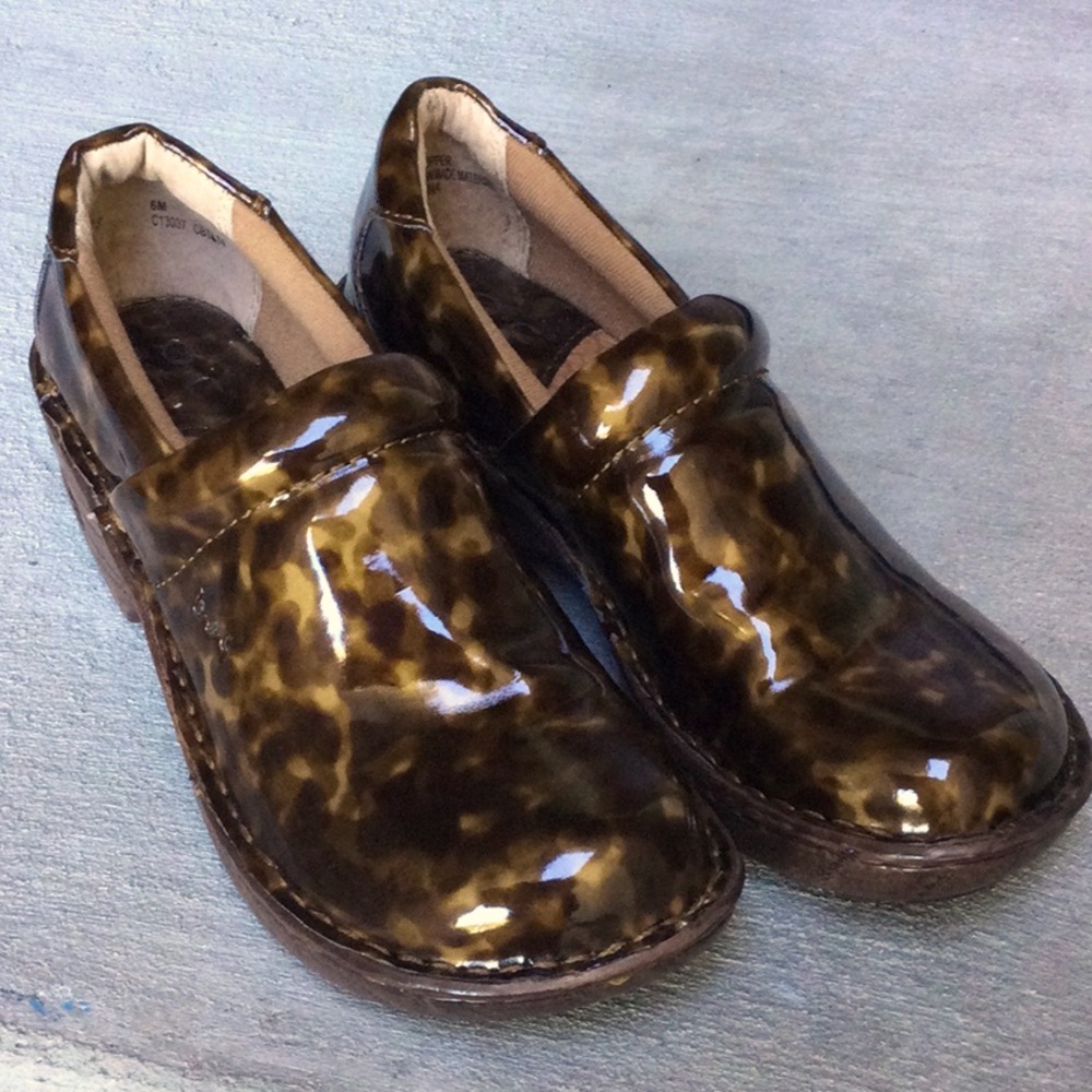 Like NEW-BOC BORN CONCEPTS ANIMAL PRINT CLOGS